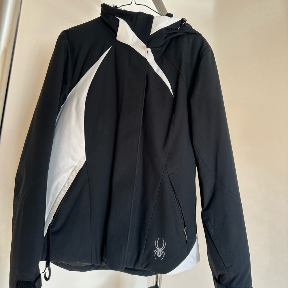 Spyder Women's Black and White Ski Jacket